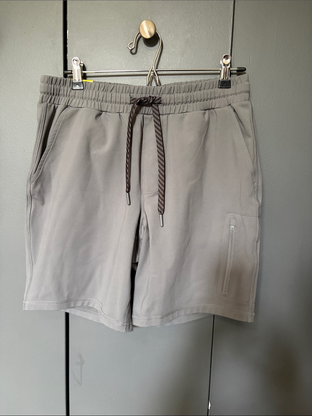 Mondetta Men's Gray Athletic Drawstring Shorts, NWT, size small